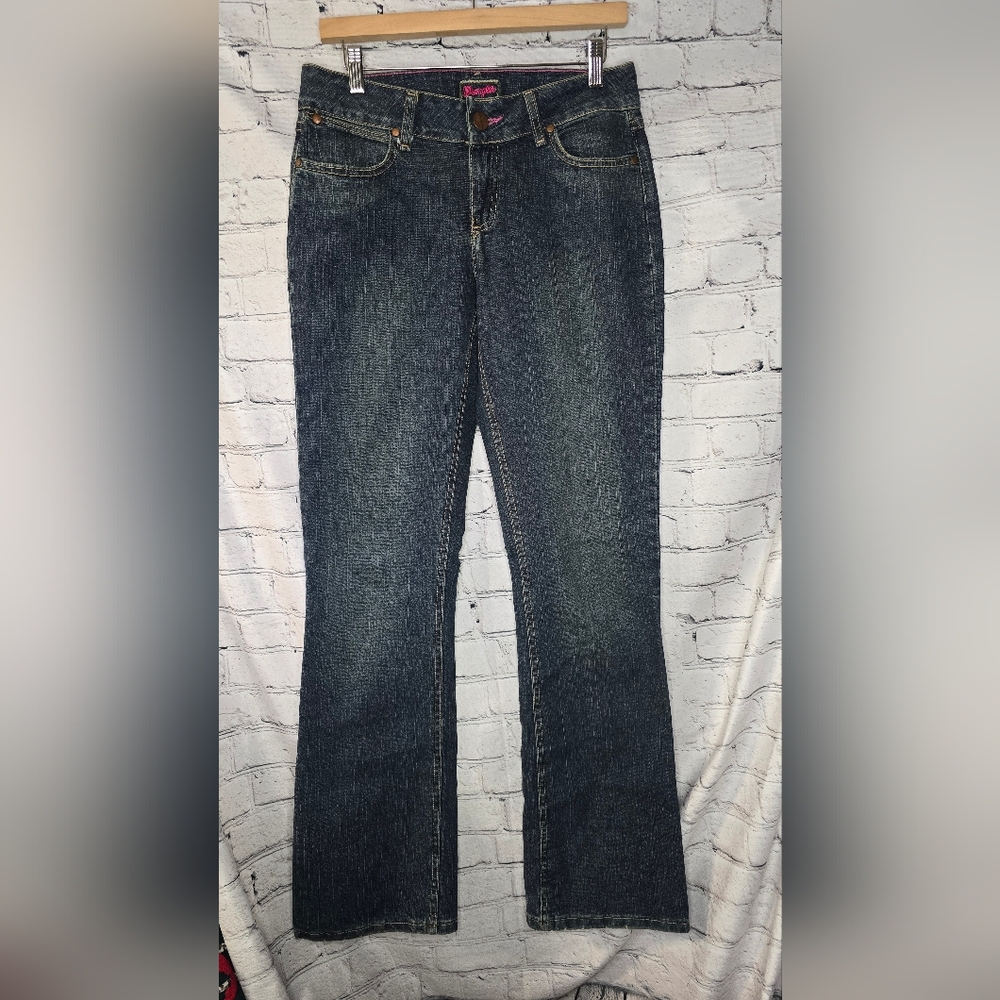 Wrangler Women's Low Rise Bootcut Jean Size‎ 5/6
